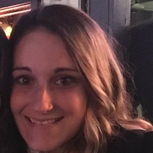 Meet your Posher, Casie